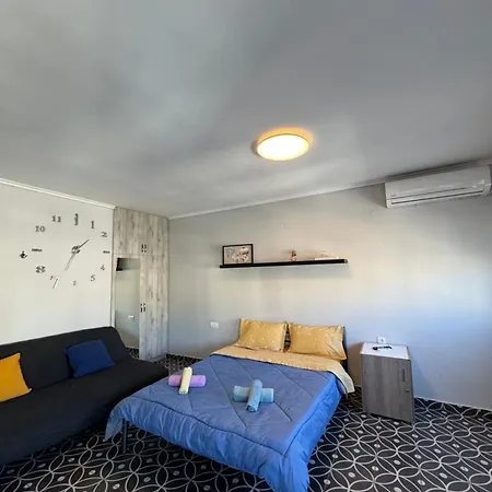 Modiano Studio ι By Socrates Junior Houses